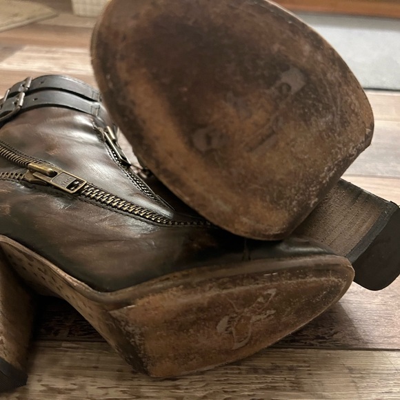 Freebird Dalton - Picture 2 of 2